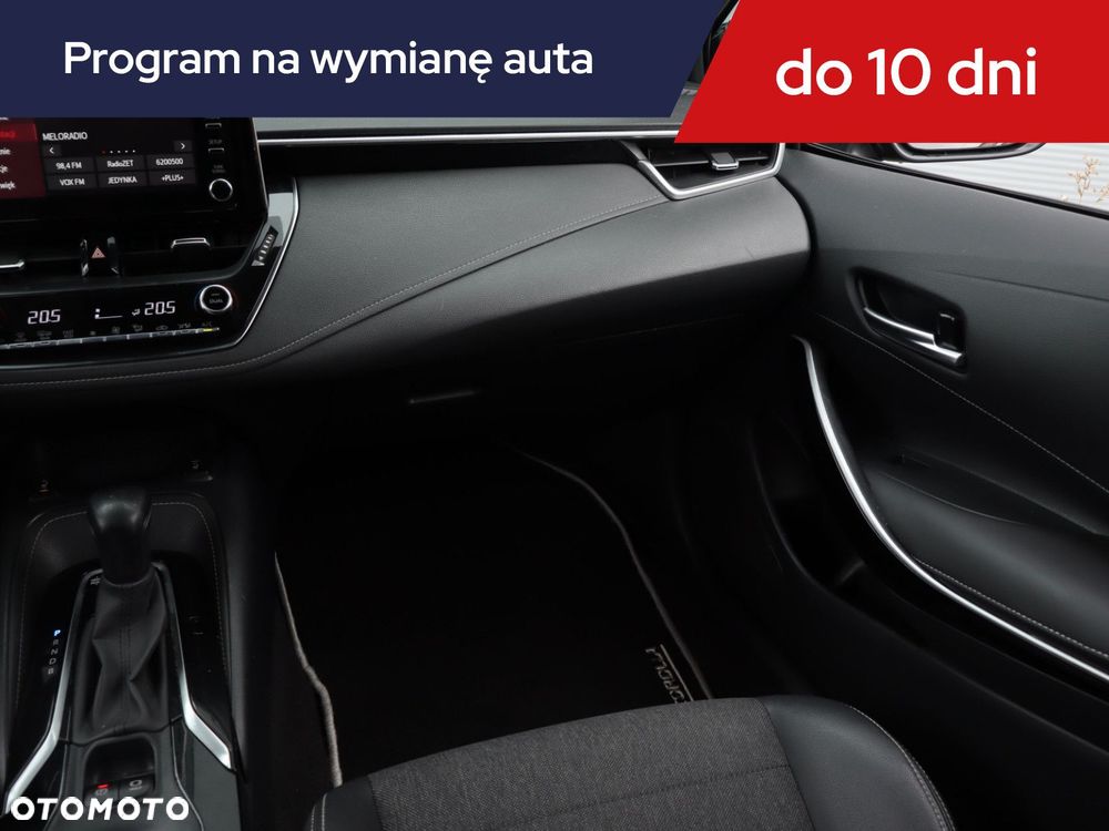 Toyota Corolla - 10