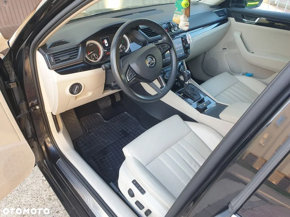 Skoda Superb 1.8 TSI L&K DSG - 6