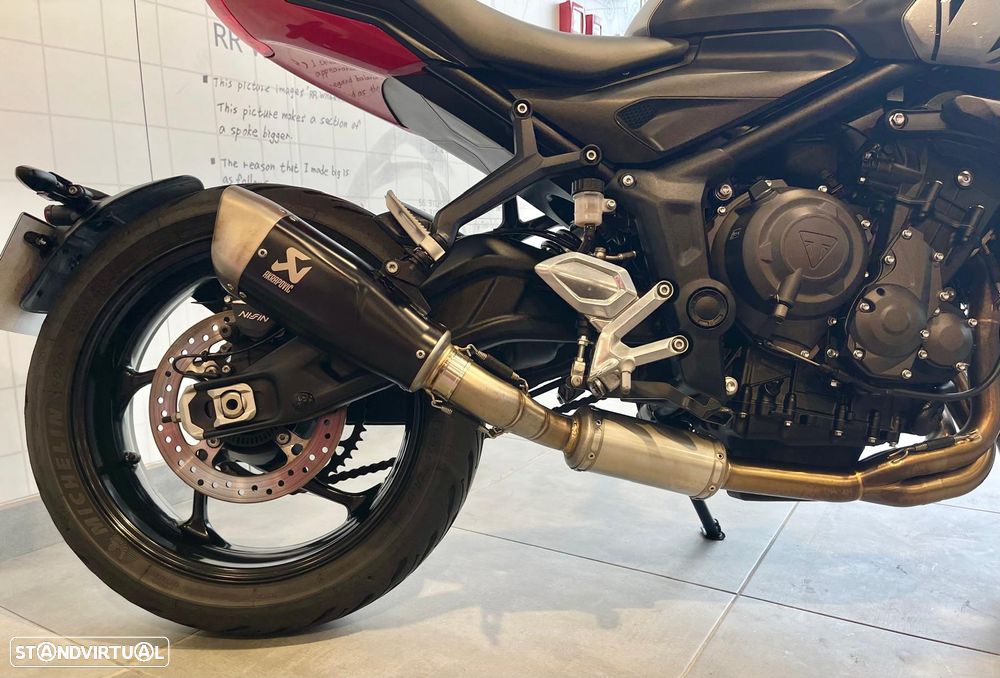 Triumph Trident 660 - 2