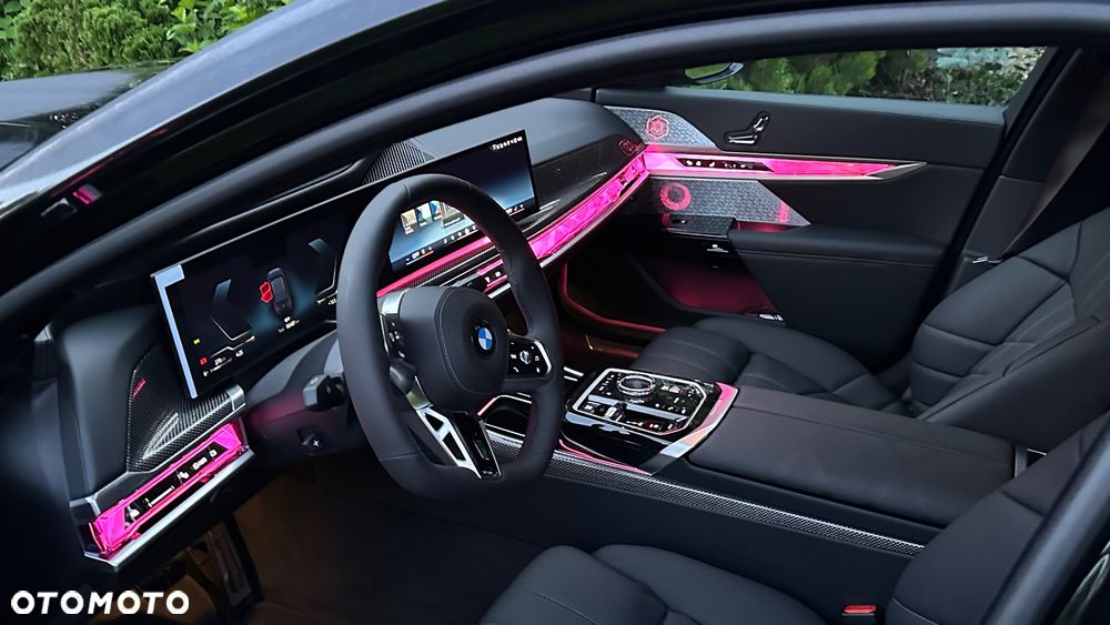 BMW Seria 7 - 33