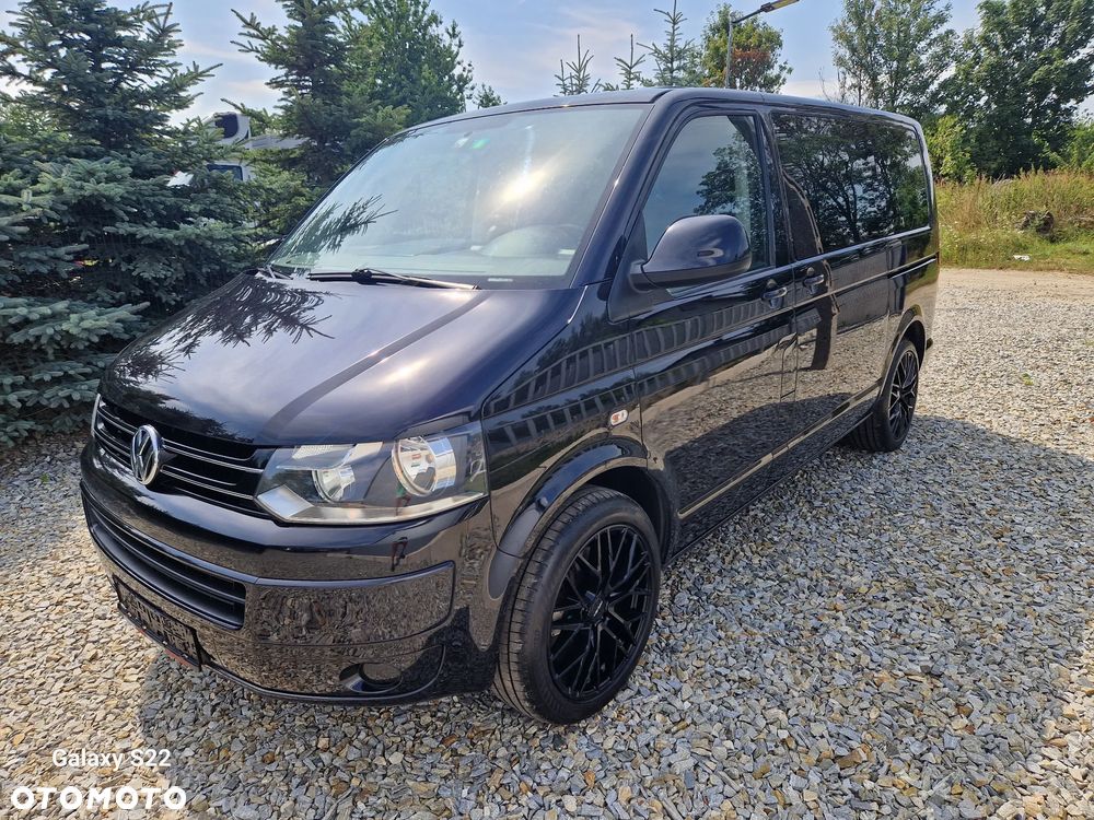 Volkswagen Multivan - 1