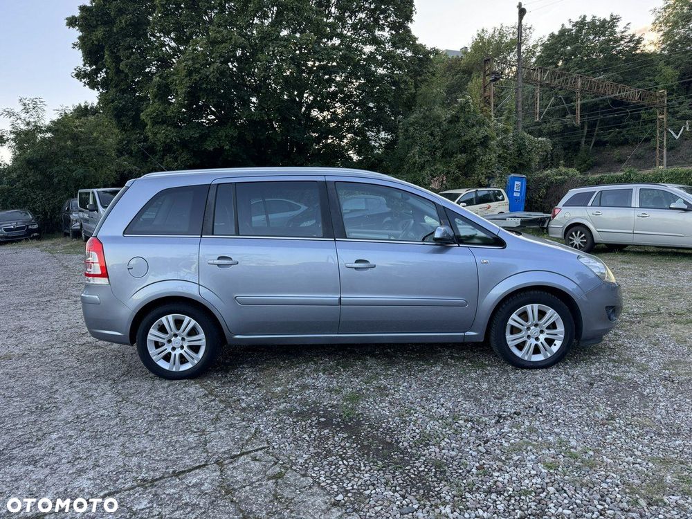 Opel Zafira - 6