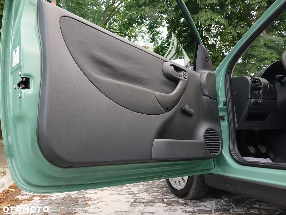 Opel Corsa - 20