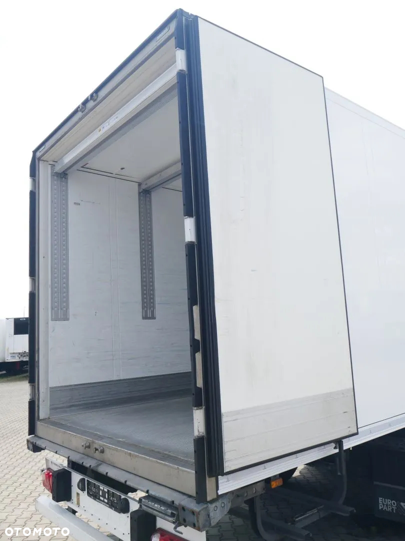 Schmitz Cargobull Chłodnia 60 / Doppelstock / Thermo King 300 / TIP 640641 - 13