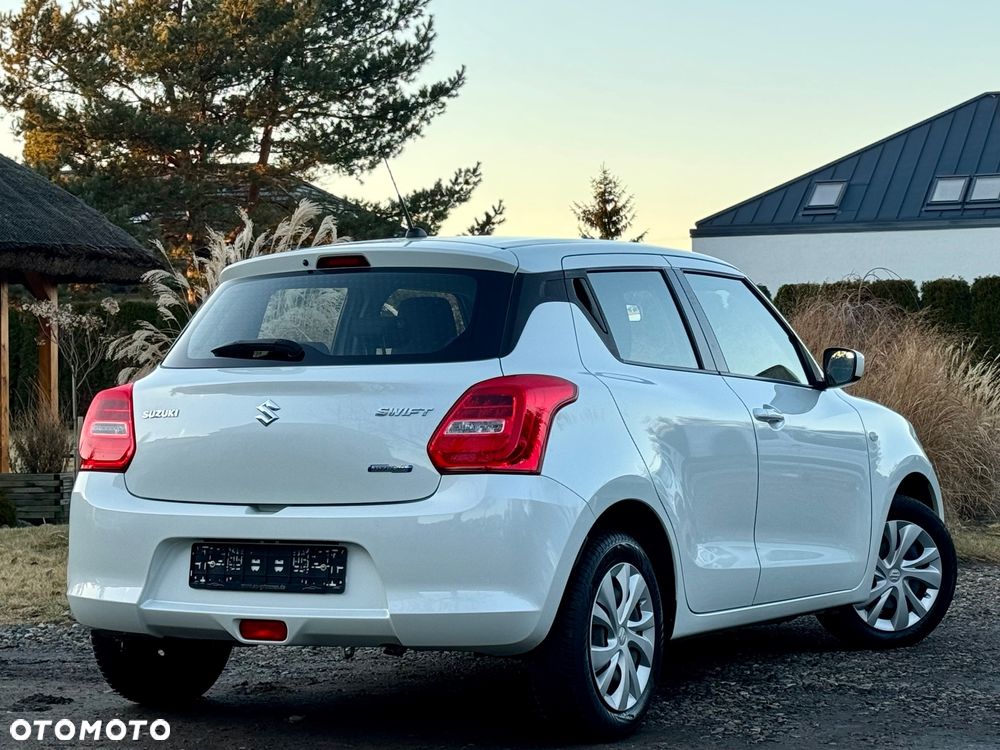 Suzuki Swift - 5