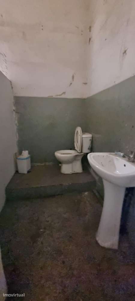 Armazém prox a estação das devesas - Grande imagem: 5/11