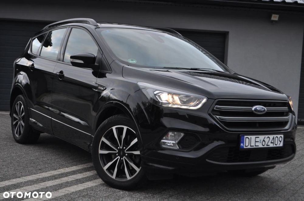 Ford Kuga 2.0 TDCi 2x4 ST-Line - 4