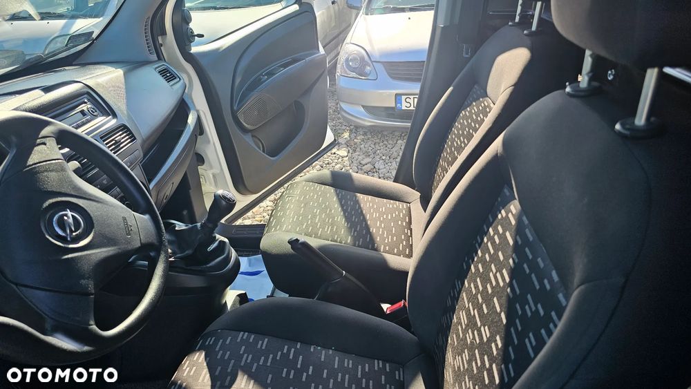 Opel Combo - 20