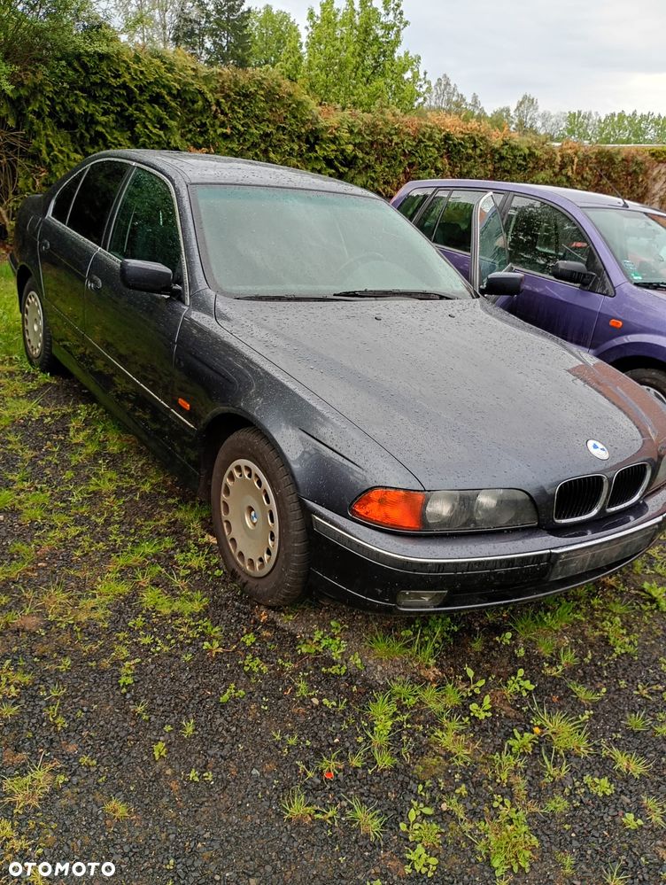 BMW Seria 5 523i - 1