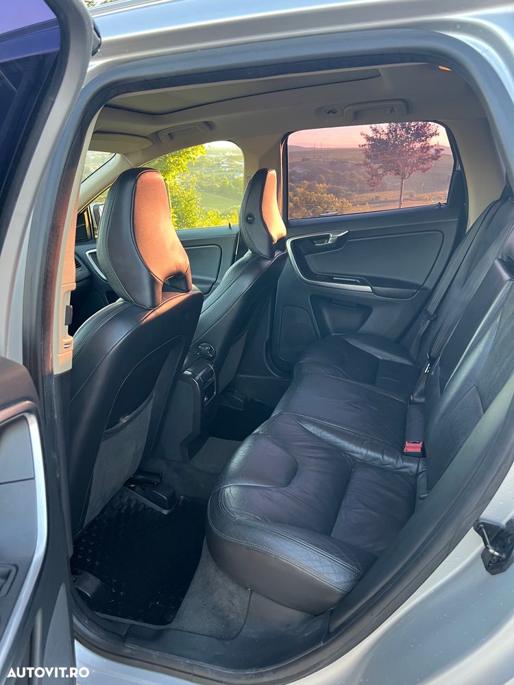 Volvo XC 60 D4 AWD Start-Stop Momentum - 16