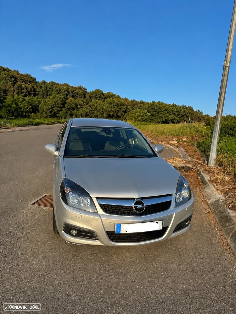 Opel Vectra Caravan 1.9 CDTi Elegance - 1