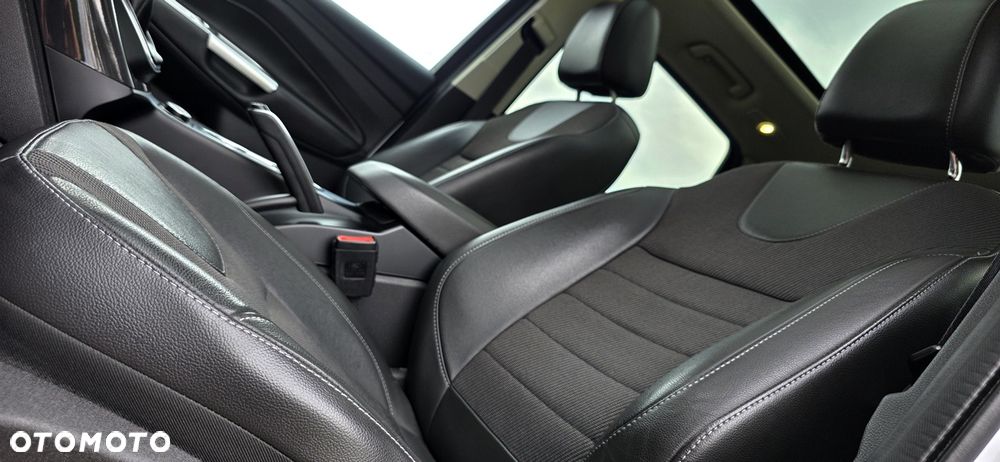Ford Kuga 2.0 TDCi 4WD Titanium - 7
