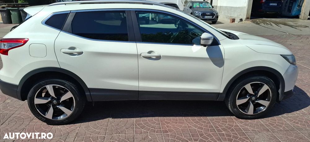 Nissan Qashqai 1.5 DCI Start/Stop Tekna - 2