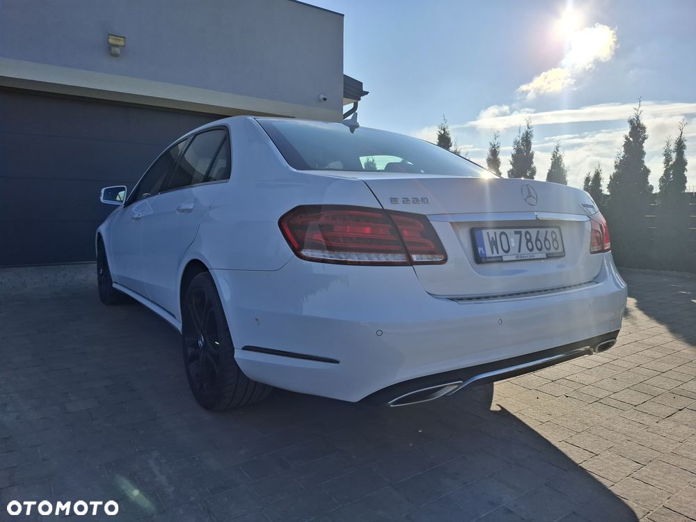 Mercedes-Benz Klasa E 220 BlueTEC 9G-TRONIC Elegance - 3