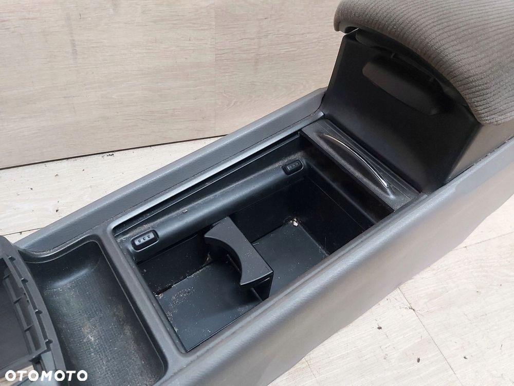 Honda Civic VIII podłokietnik schowek tunel środkowy SEDAN - 3
