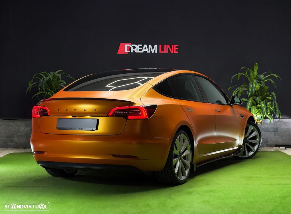 Tesla Model 3 Long Range AWD Dual Motor Performance - 4