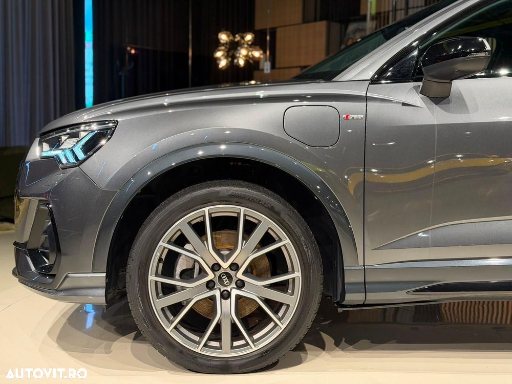 Audi Q3 Sportback - 23