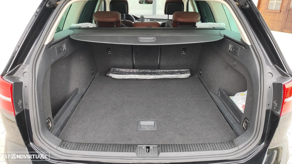 VW Passat Variant 1.6 TDI Highline - 8