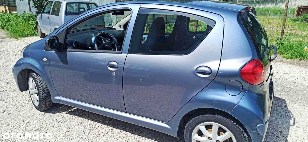 Toyota Aygo - 5