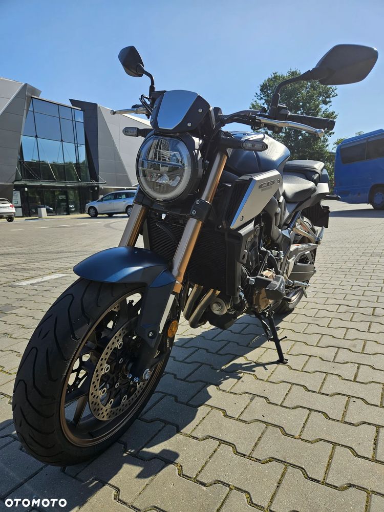 Honda CB - 8