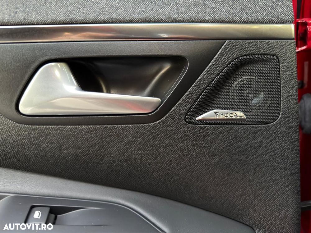 Peugeot 3008 PHEV EAT8 Allure - 31