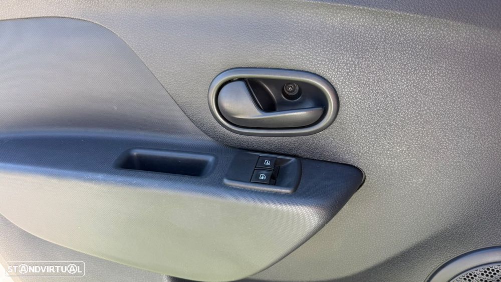 Dacia Sandero 1.0 SCe Comfort - 31