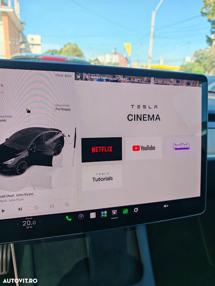 Tesla Model Y Performance Dual Motor AWD - 25