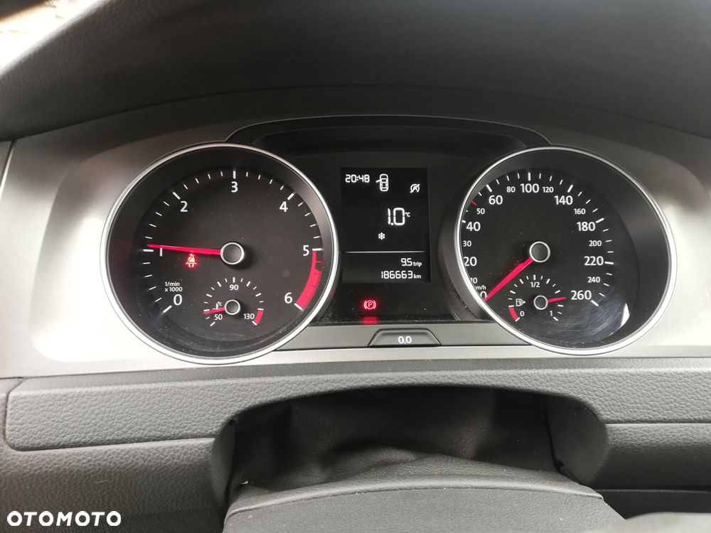 Volkswagen Golf 1.6 TDI 4Motion BlueMotion Technology Trendline - 8