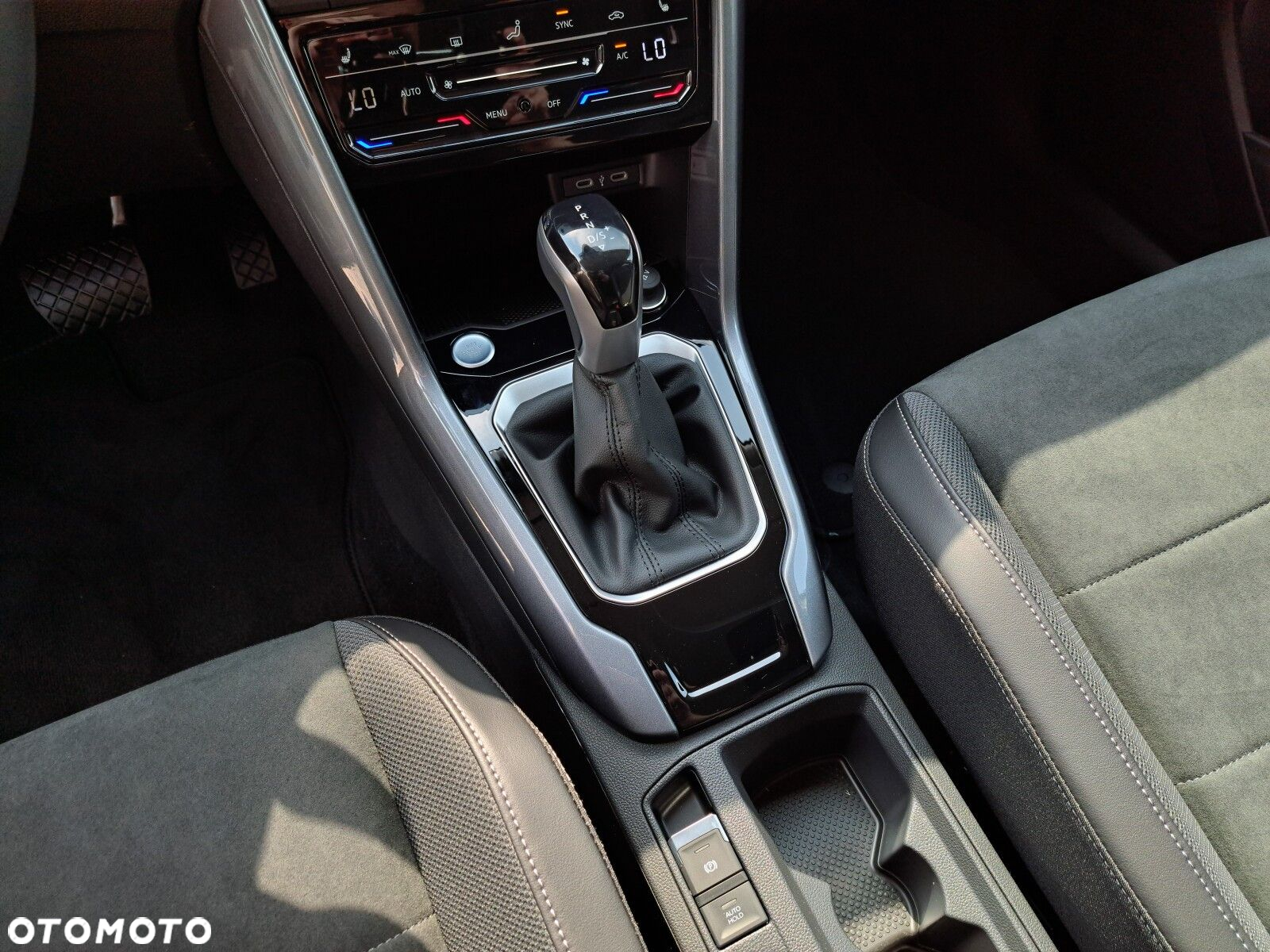 Volkswagen T-Roc 1.5 TSI Style DSG - 26