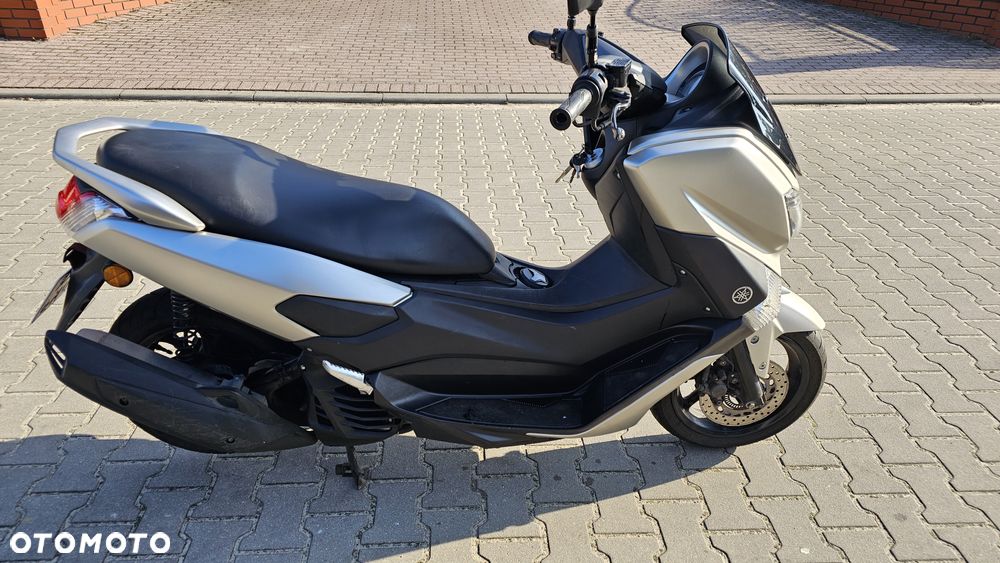 Yamaha NMAX - 5
