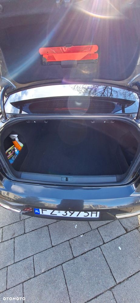 Volkswagen Passat 2.0 TDI DPF Sportline DSG - 7