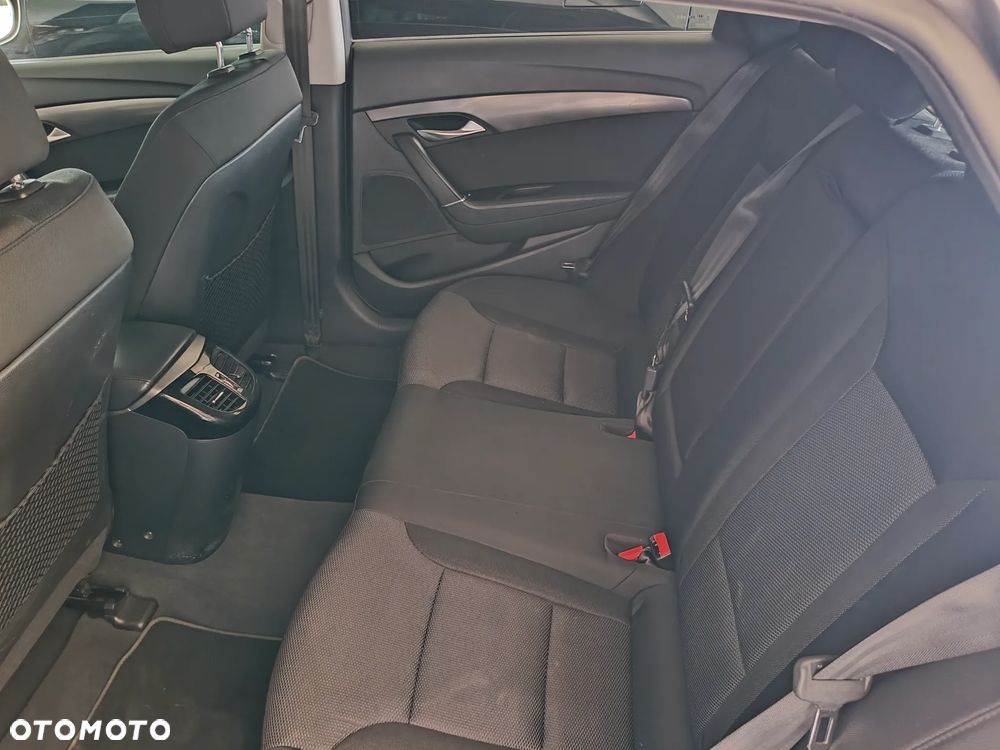 Hyundai i40 1.7 CRDi BlueDrive Comfort DCT - 14