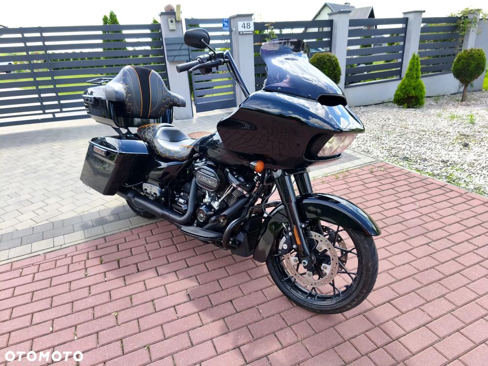 Harley-Davidson Touring Road Glide - 8