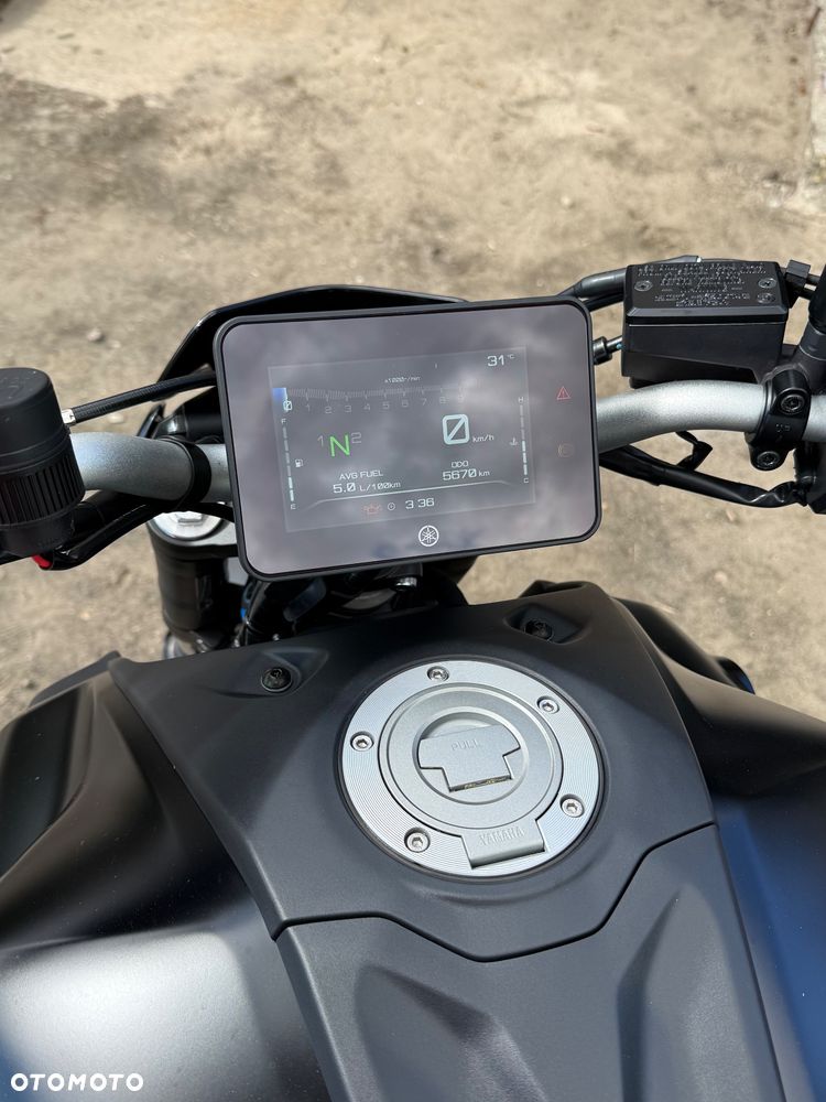 Yamaha MT - 7