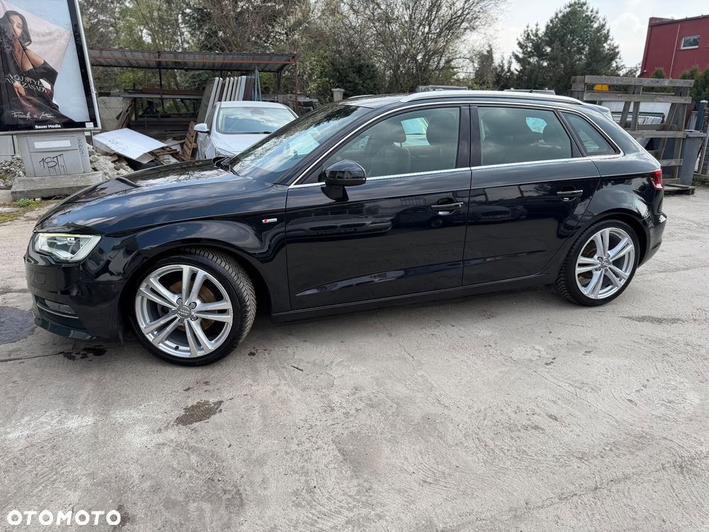 Audi A3 Sportback - 2