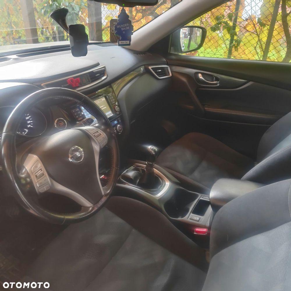 Nissan X-Trail - 4