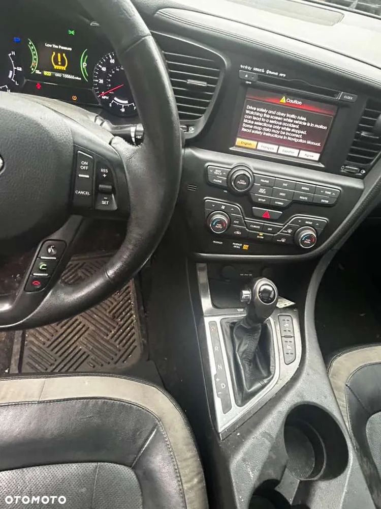 Kia Optima 2.0 Hybrid M - 11