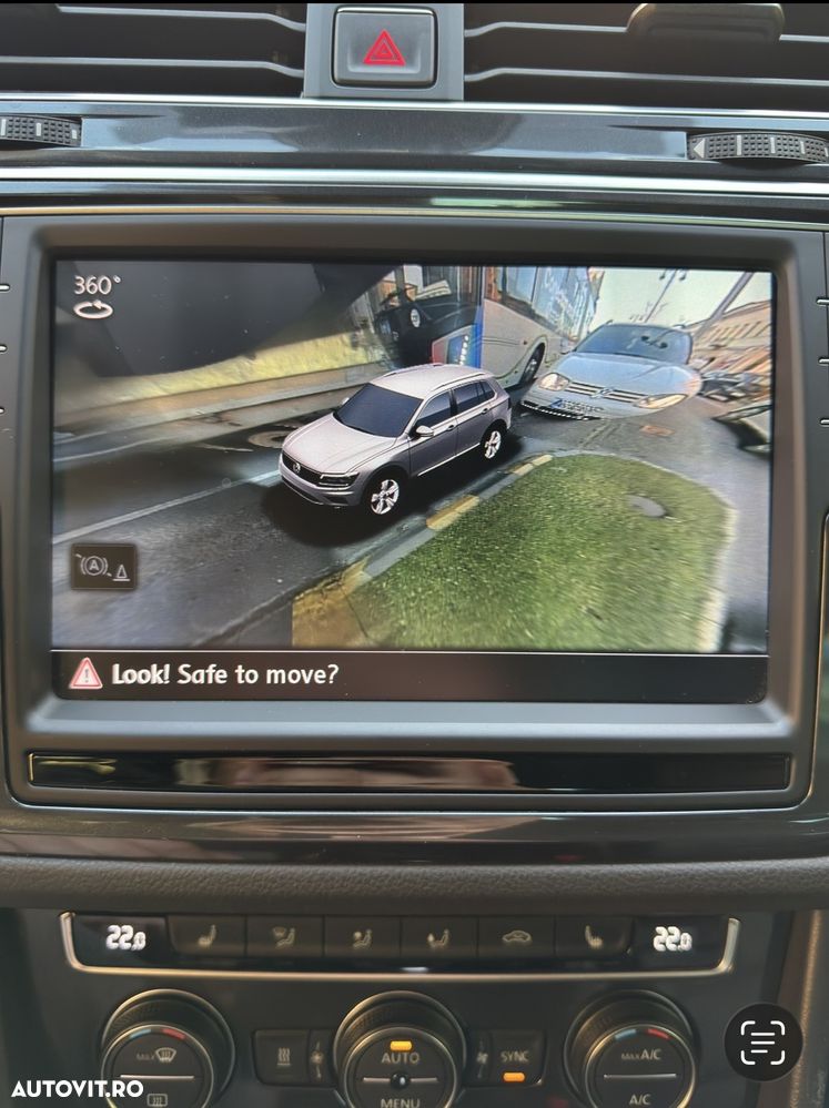 Volkswagen Tiguan - 14