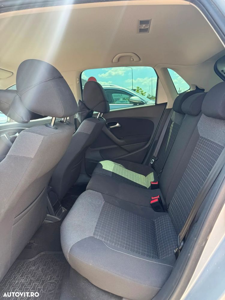 Volkswagen Polo - 4
