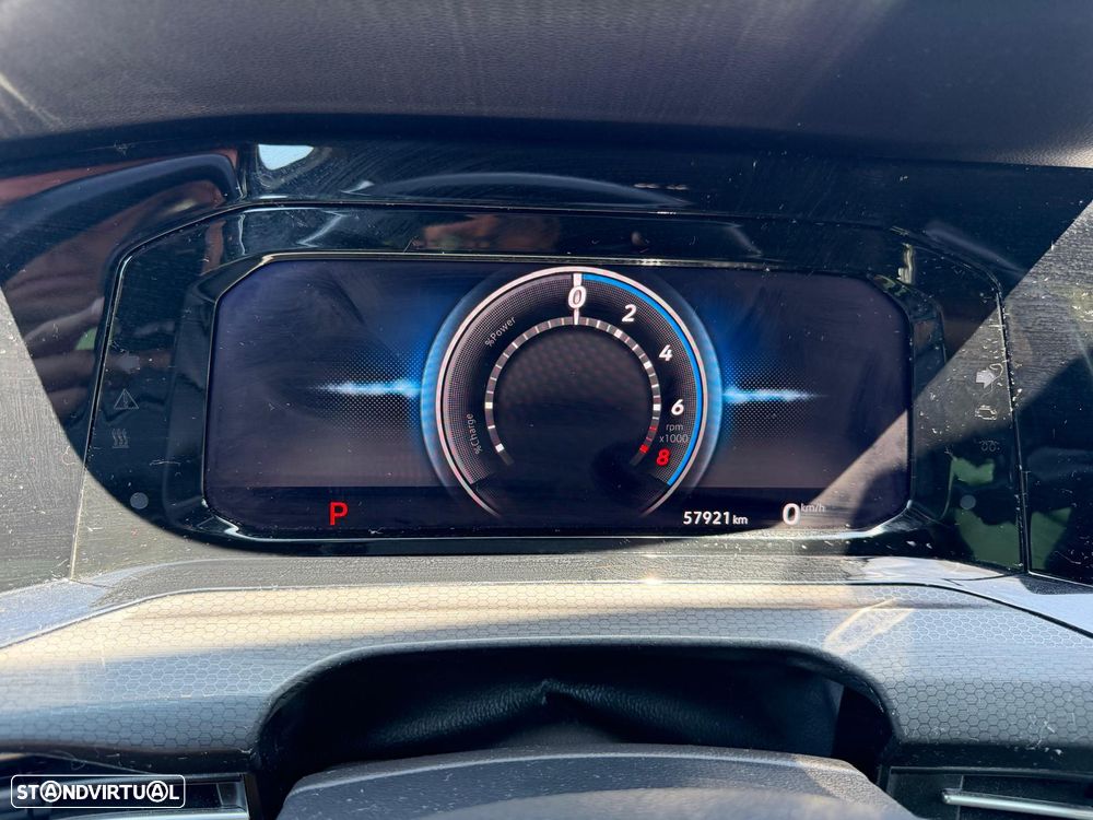 VW Golf 1.4 GTE Plug-In-Hybrid DSG - 4