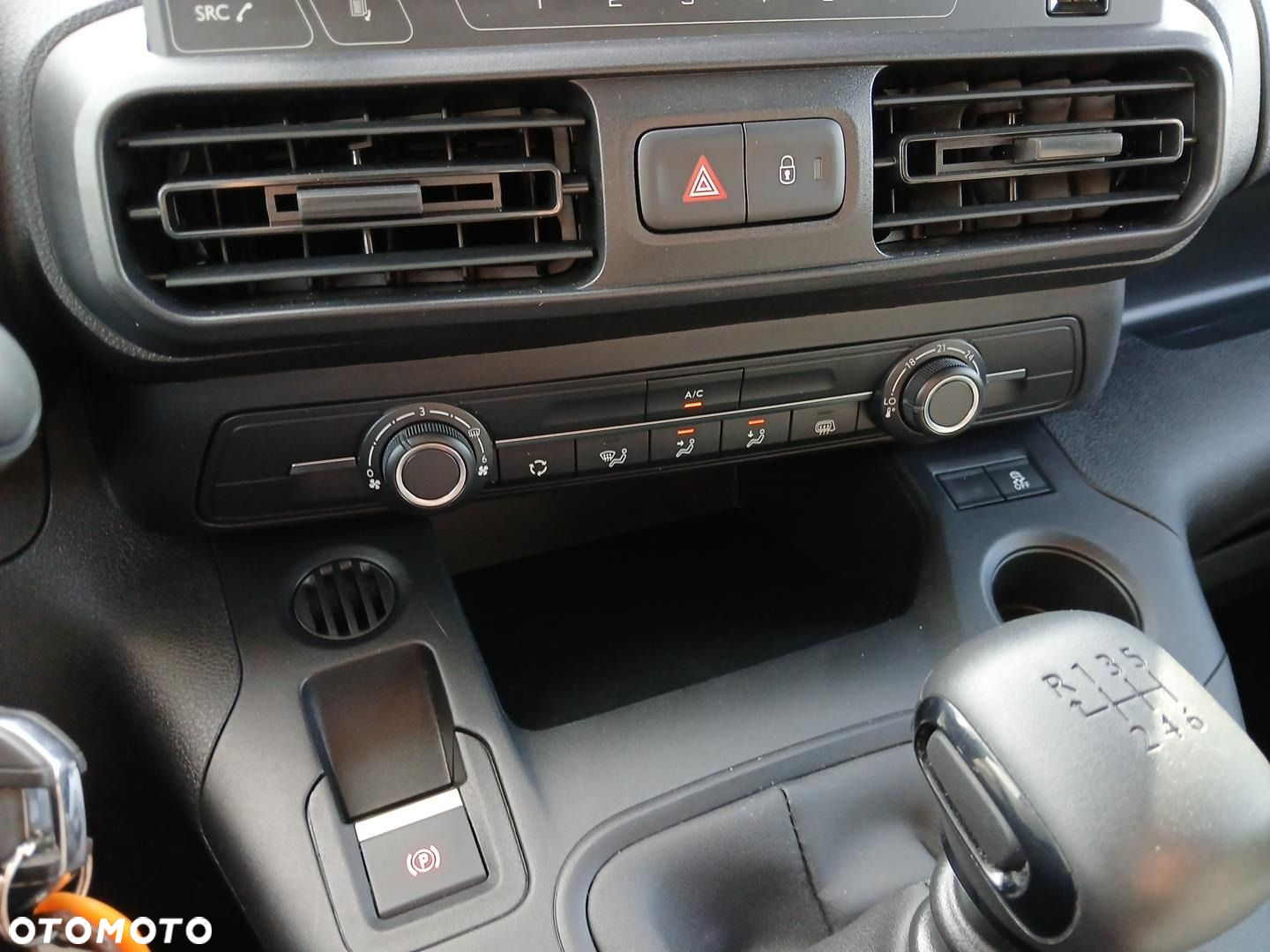 Toyota PROACE CITY - 31