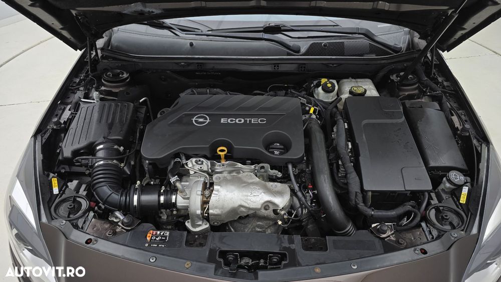 Opel Insignia 2.0 CDTI Start/Stop - 24