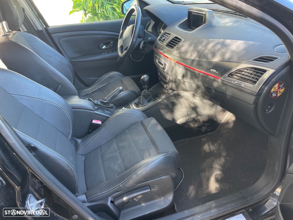 Renault Mégane Sport Tourer 1.6 dCi GT Line SS - 25