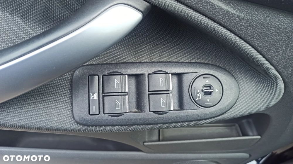 Ford Kuga 2.0 TDCi 4x4 Titanium - 32