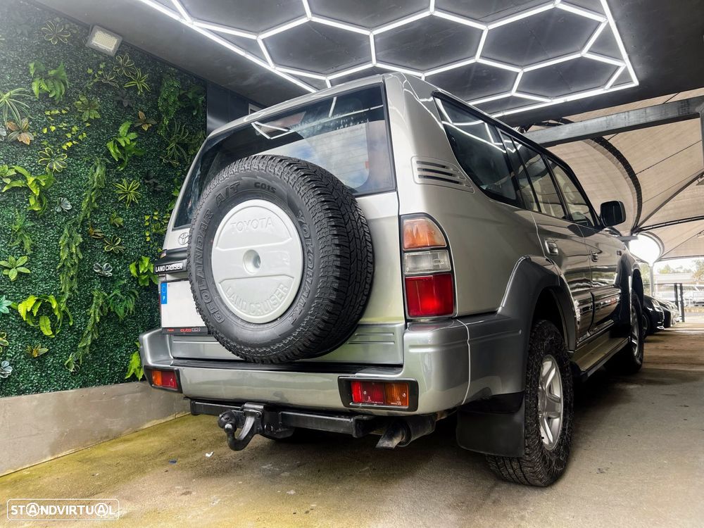 Toyota Land Cruiser 3.0 TD Pack 2 - 6