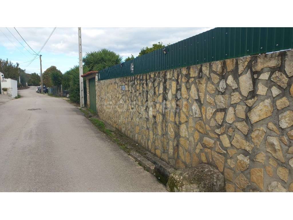 Moradia T2, com garagem, logradouro em Póvoa de Santarém. - Grande imagem: 2/23