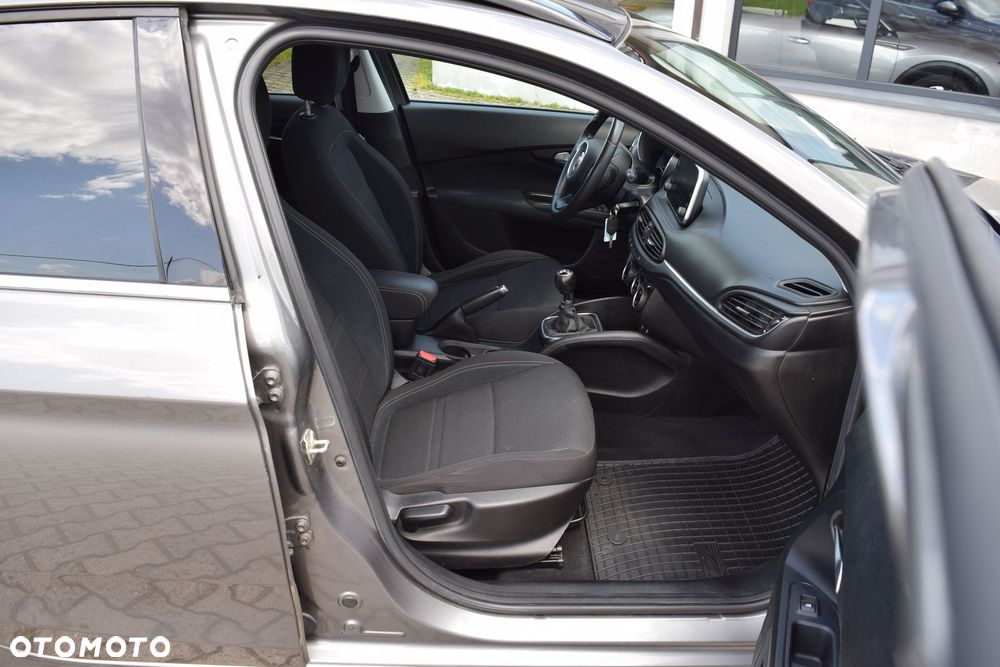 Fiat Tipo 1.4 T-Jet Lounge - 22