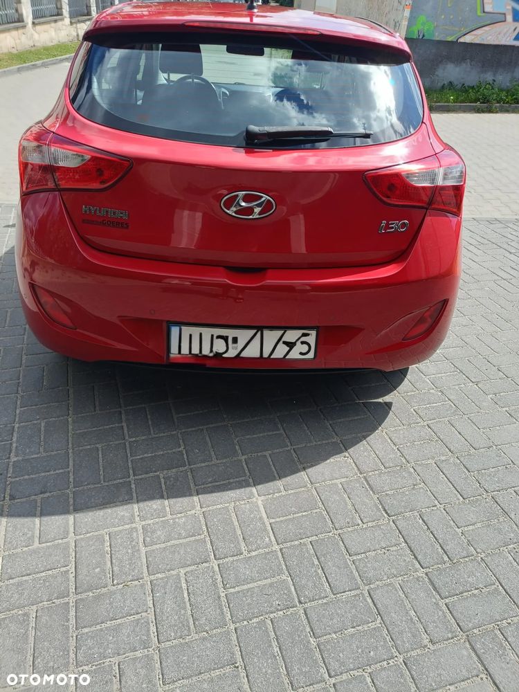 Hyundai i30 1.4 Trend - 11