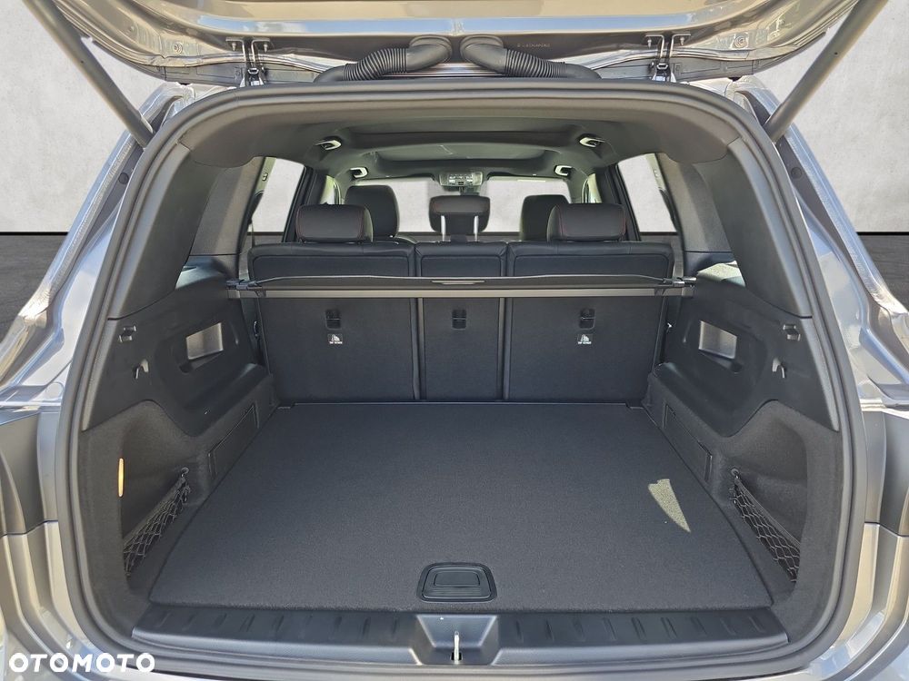Mercedes-Benz GLB - 17