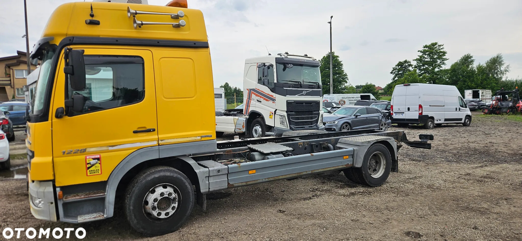 Mercedes-Benz ATEGO - 8